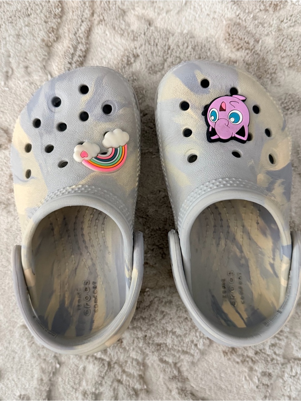 Crocs marble light blue and cream size 7c
